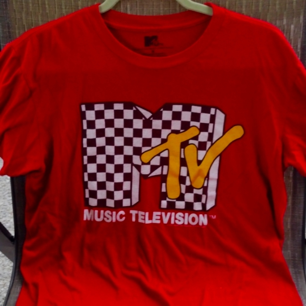 Mtv tee